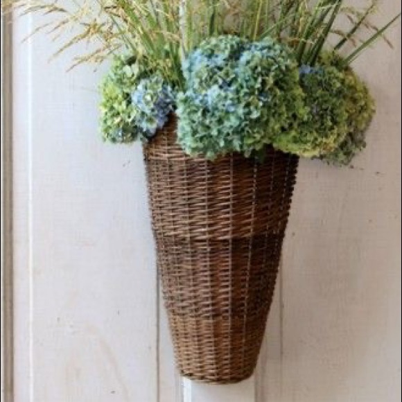 Handmade Magnolia Farms (Market) Farmhouse Hanging Willow Door Baskets - Picture 3 of 14